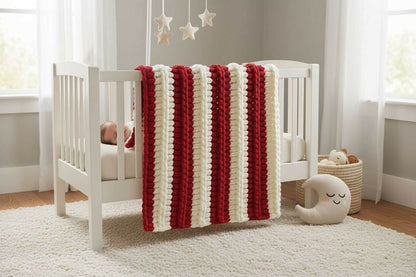 🍭❄️ Candy Cane Cuddle Blanket – Handcrafted Chunky Knit Blanket | Soft & Cozy❄️🍭